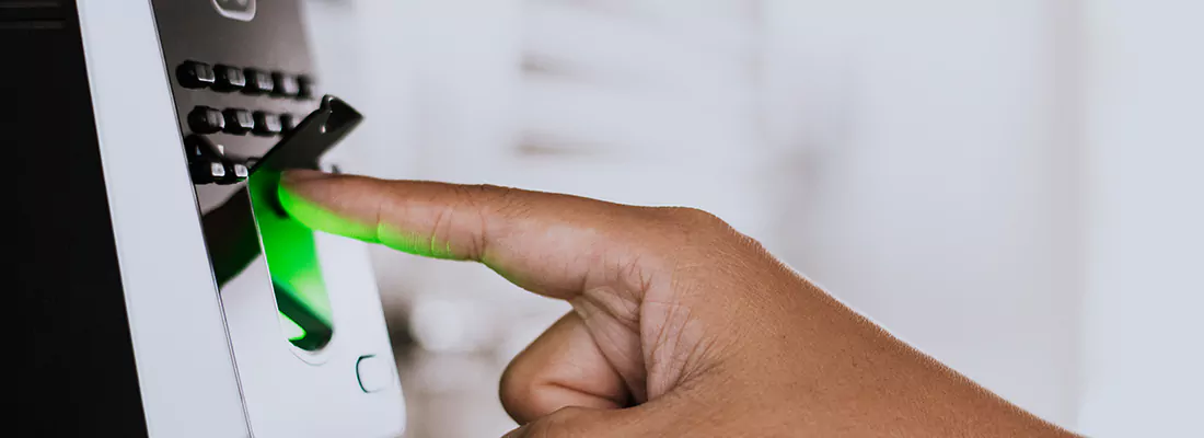 Smart Gate Locks with Remote Access Features in Palm Beach Gardens, FL